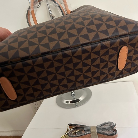 Shoulder bag - Picture 4 of 7